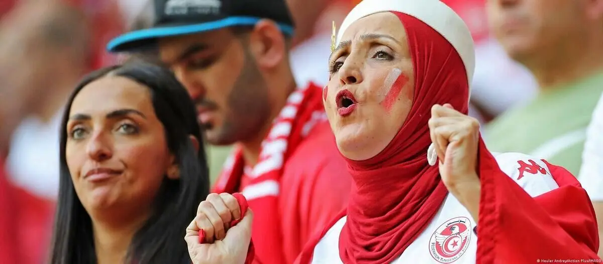 شگفتی جام جهانی ۲۰۲۲: شادی زنان عرب در استادیوم‌های قطر