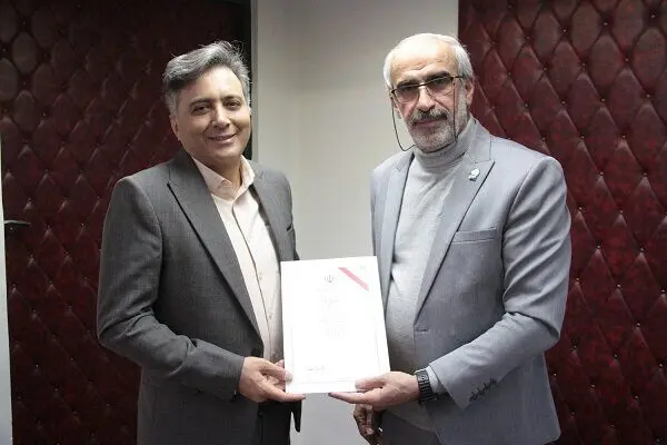 مجید اخشابی در دانشگاه پیام نور پست گرفت
