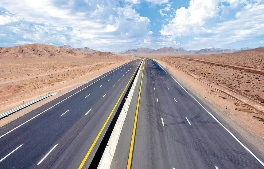 قم یک قدم به مشهد نزدیک‌تر شد/ افتتاح ۳۶ کیلومتر دیگر از آزادراه حرم تا حرم

