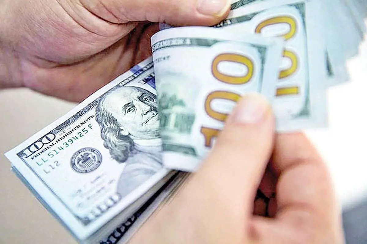 عقبنشینی قیمتی سکه و دلار