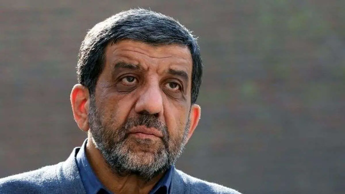 سفر چرا آقای ضرغامی، کمی هم جلسه بگذارید!