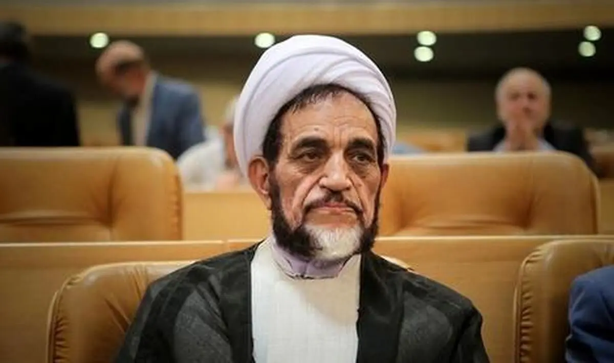 فعال سیاسی اصلاح طلب: حل مسائل، تنها از کانال رهبری ممکن است