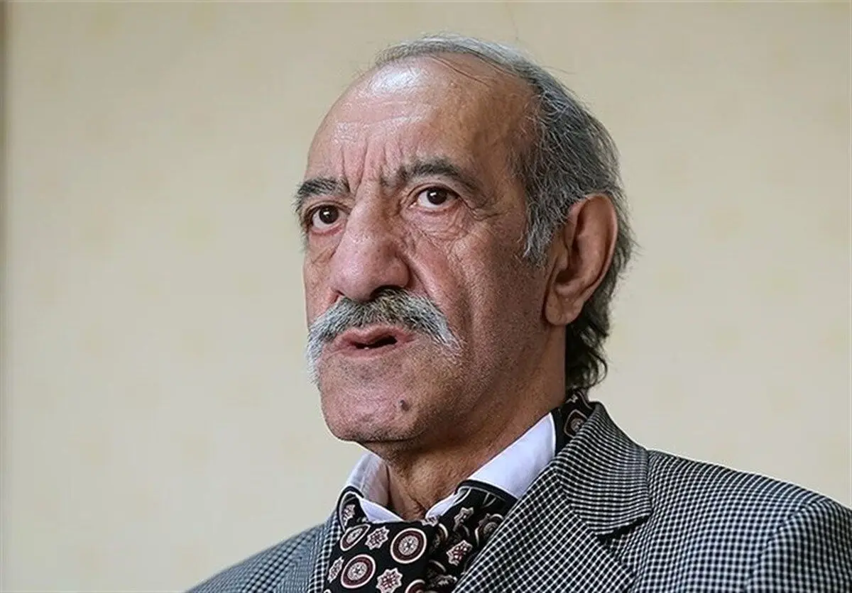 اسفندیار قره باغی، خوانند سرود «آمریکا آمریکا مرگ به نیرنگ تو» درگذشت