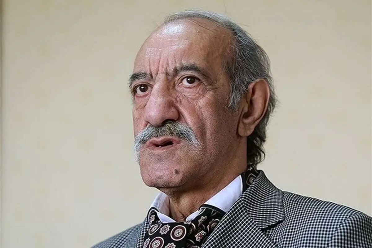 اسفندیار قره باغی، خوانند سرود «آمریکا آمریکا مرگ به نیرنگ تو» درگذشت
