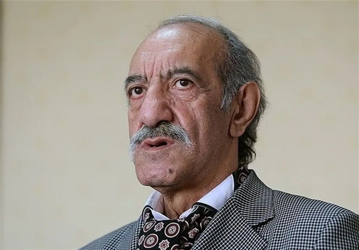 اسفندیار قره باغی، خوانند سرود «آمریکا آمریکا مرگ به نیرنگ تو» درگذشت