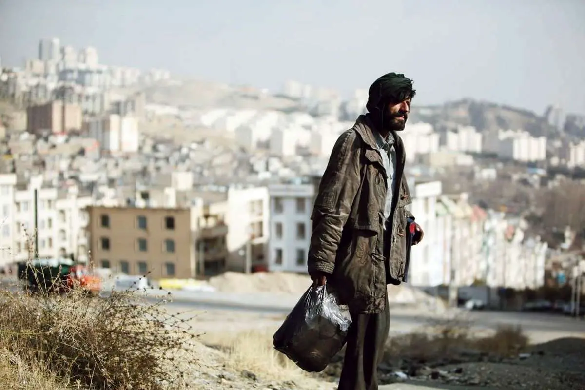 معاوضه اثاثیه منزل با برنج و روغن؛ تصویری عجیب از رشد فقر!
