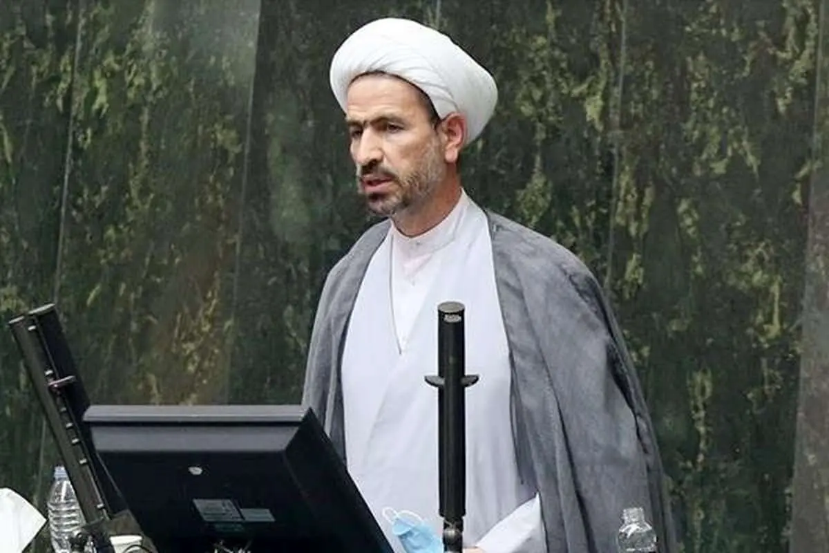 نماینده مجلس: بی‌حجاب‌هایی که شال و روسری ندارند، بهایی هستند