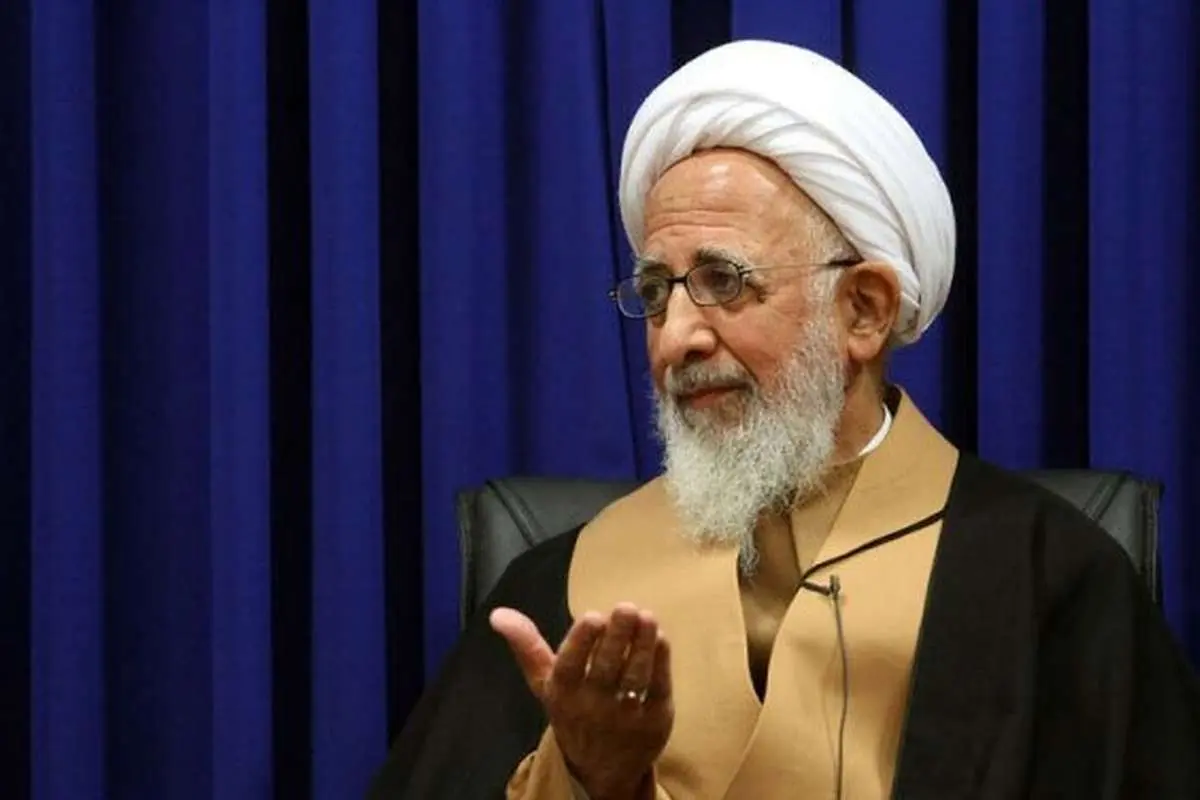 آیت‌الله جوادی آملی: اگر بین مردم و نان مردم فاصله بیافتد دیگر خبری از دین نخواهد بود