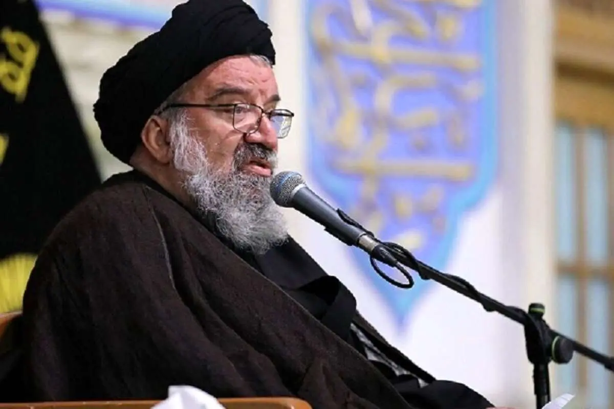 احمد خاتمی: از قوه قضائیه تشکر می‌کنیم که اولین اغتشاشگر را پای چوبه دار فرستاد