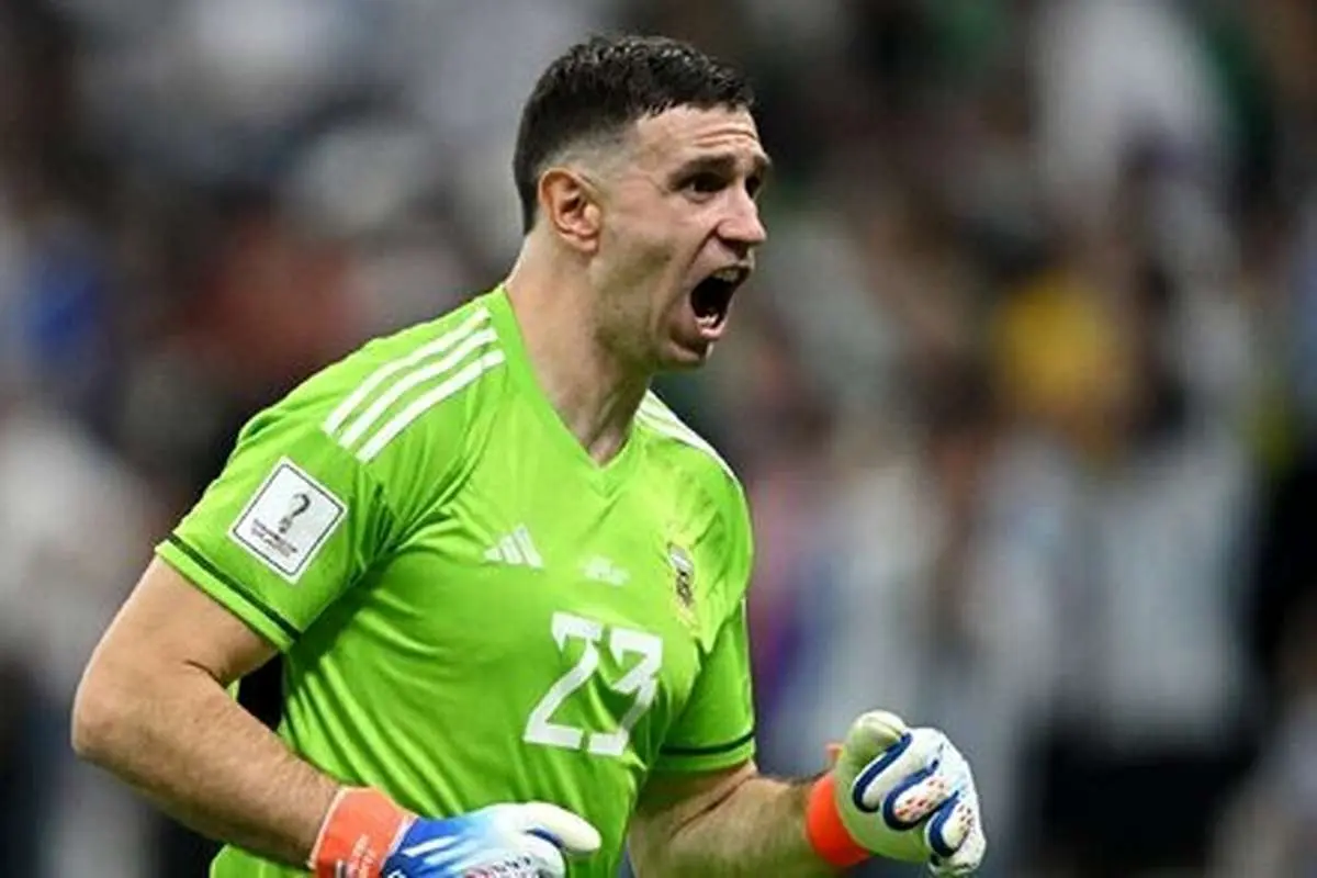 پاسخ بی‌ادبانه گلر آرژانتین به فن‌خال