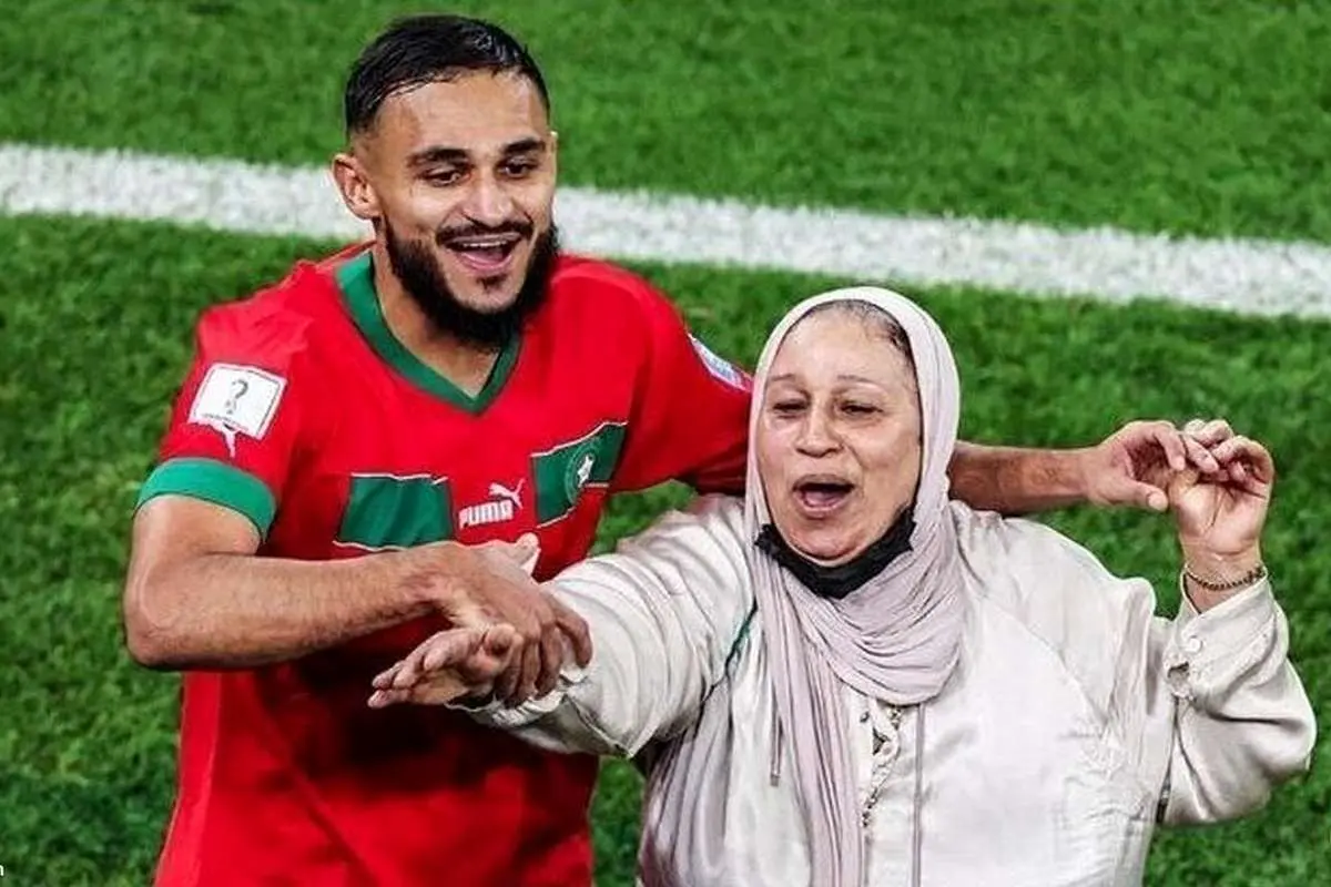 (تصاویر) رقص جالب ستاره مراکش با مادرش بعد از حذف پرتغال