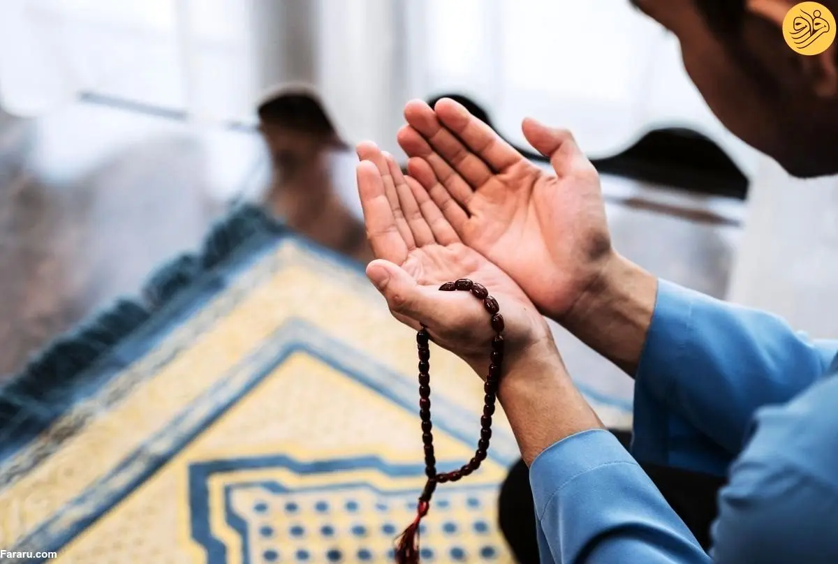 (ویدئو) اخراج خانم معلم پس از بی‌احترامی به نماز خواندن دانش آموزان