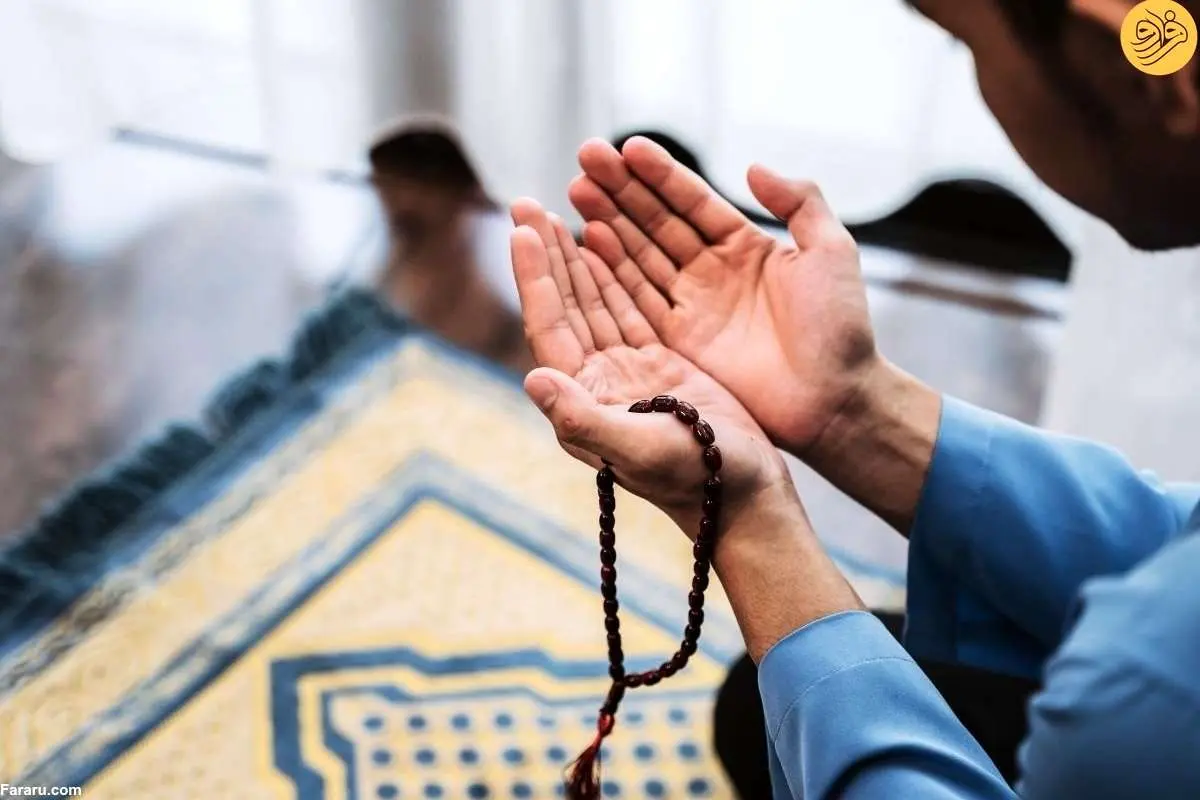 (ویدئو) اخراج خانم معلم پس از بیاحترامی به نماز خواندن دانش آموزان