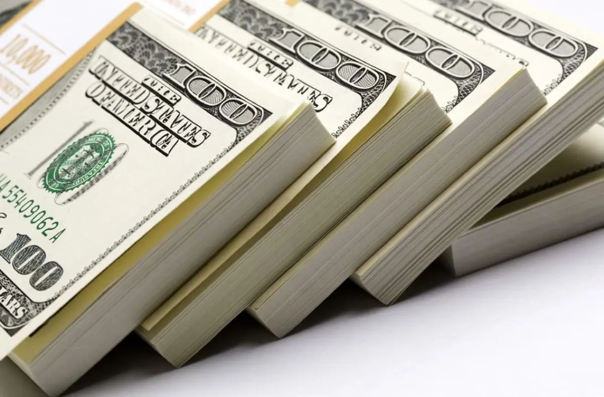 حراج ذخایر اسکناس دلار