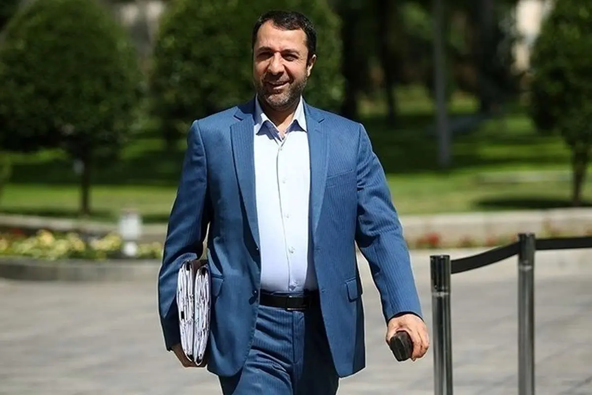 قهر رئیس کل بانک مرکزی تکذیب شد