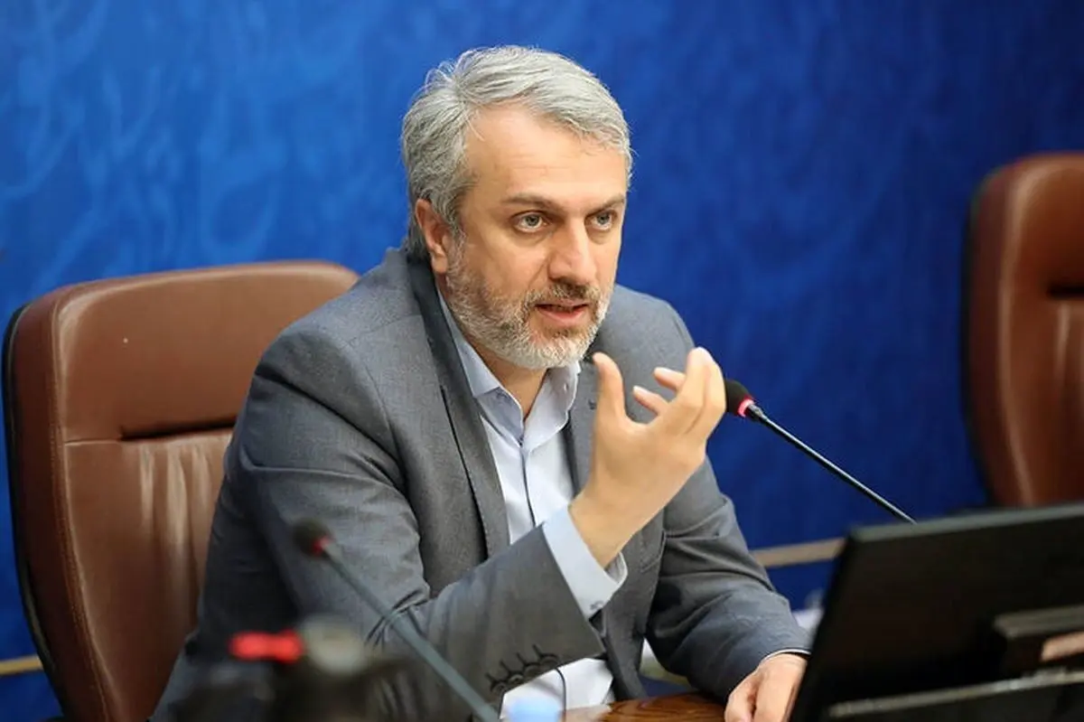 وزیر صمت: واردکنندگان خودرو در حال مذاکره با طرف‌های خارجی هستند