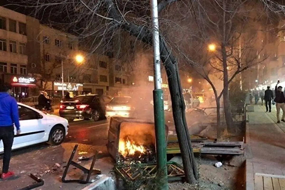 کدام ۲۰۰ نفر؟