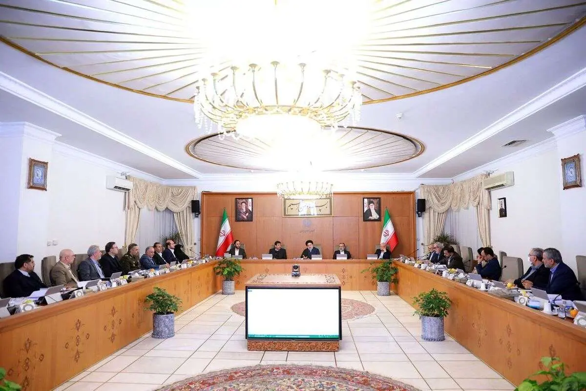 دستور رئیسی در مورد حقوق کارکنان دولت در سال 1402