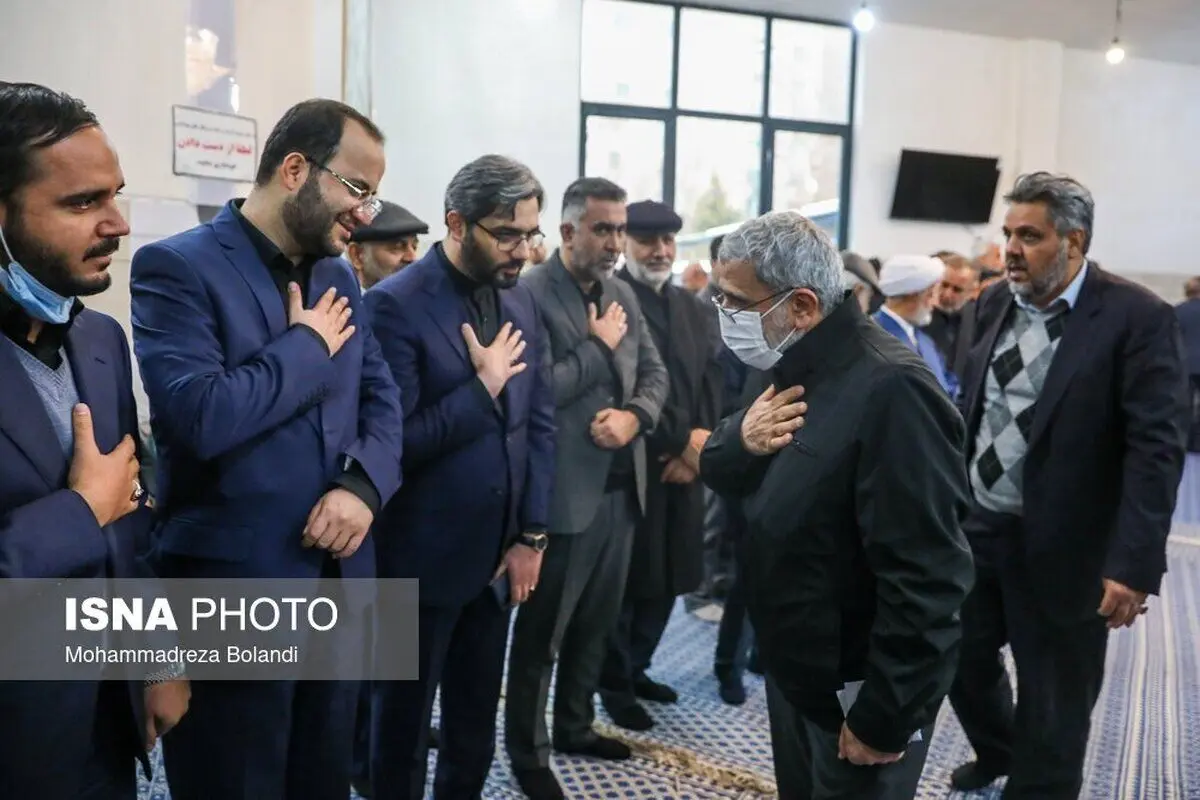 (تصاویر) چهره‌های سیاسی در مراسم یادبود رستم قاسمی