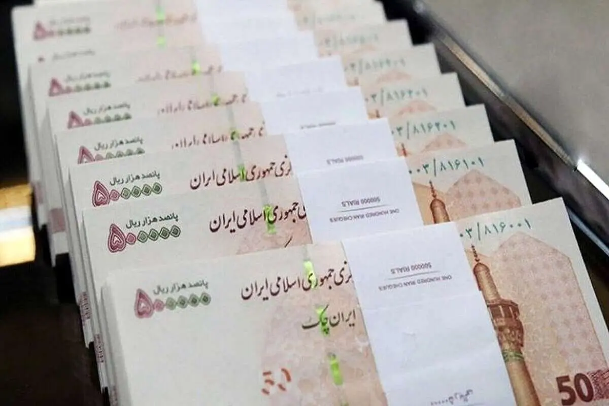 سقوط عجیب ارزش ریال در ۹۰ روز