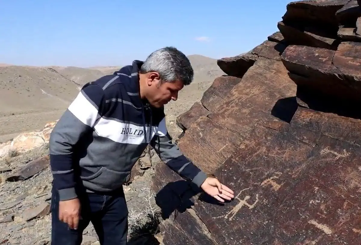 (ویدئو) خرد شدن صد‌ها اثر باستانی با پتک در نزدیکی گلپایگان