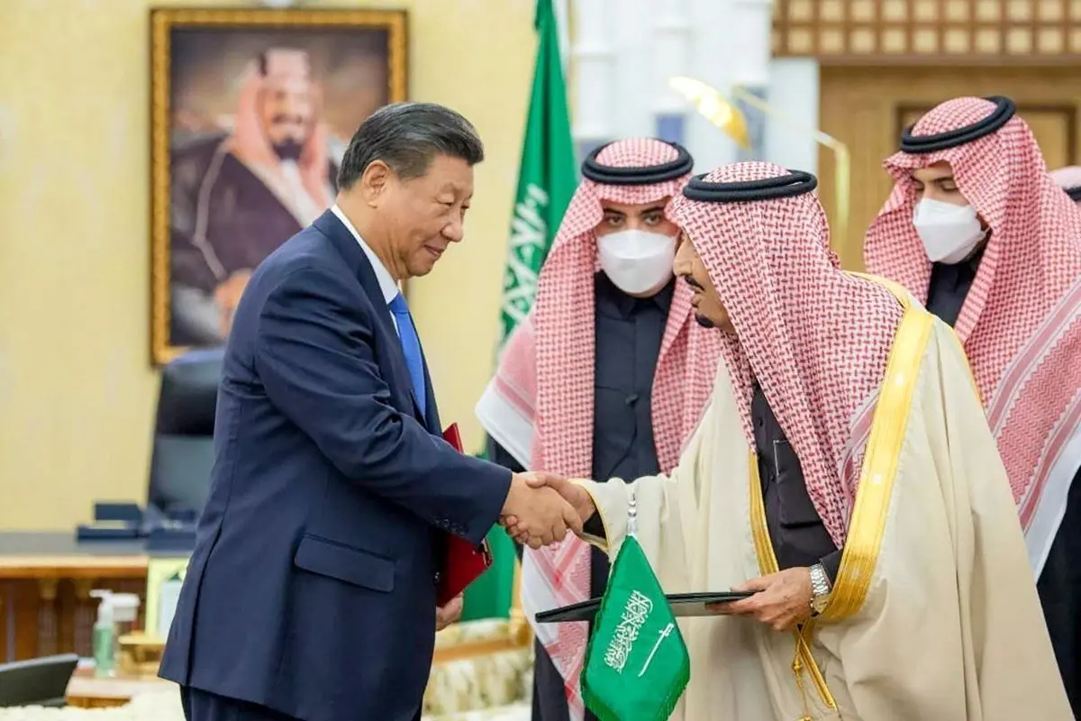 ماله‌کشی عجیب کیهان در همگرایی چین و عربستان