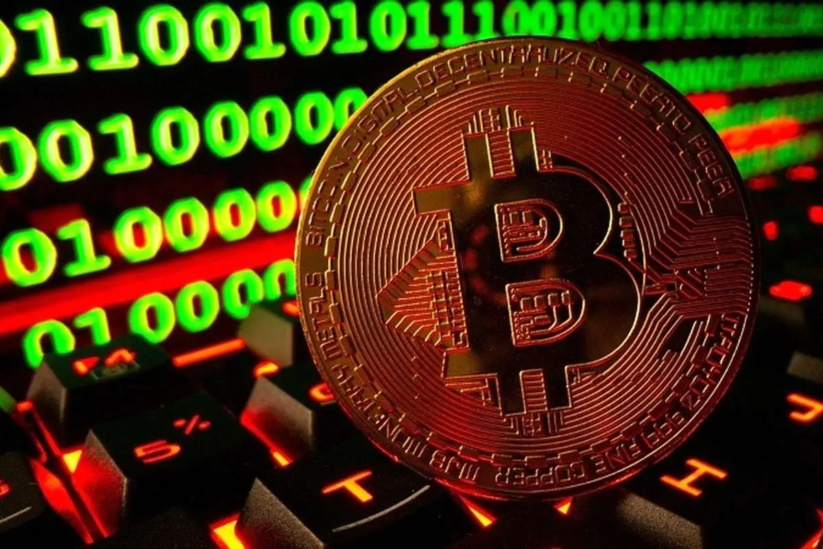 قیمت‌ انواع ارز دیجیتال ۲۳ آذر؛ بیت‌کوین روی قله ماهانه ایستاد