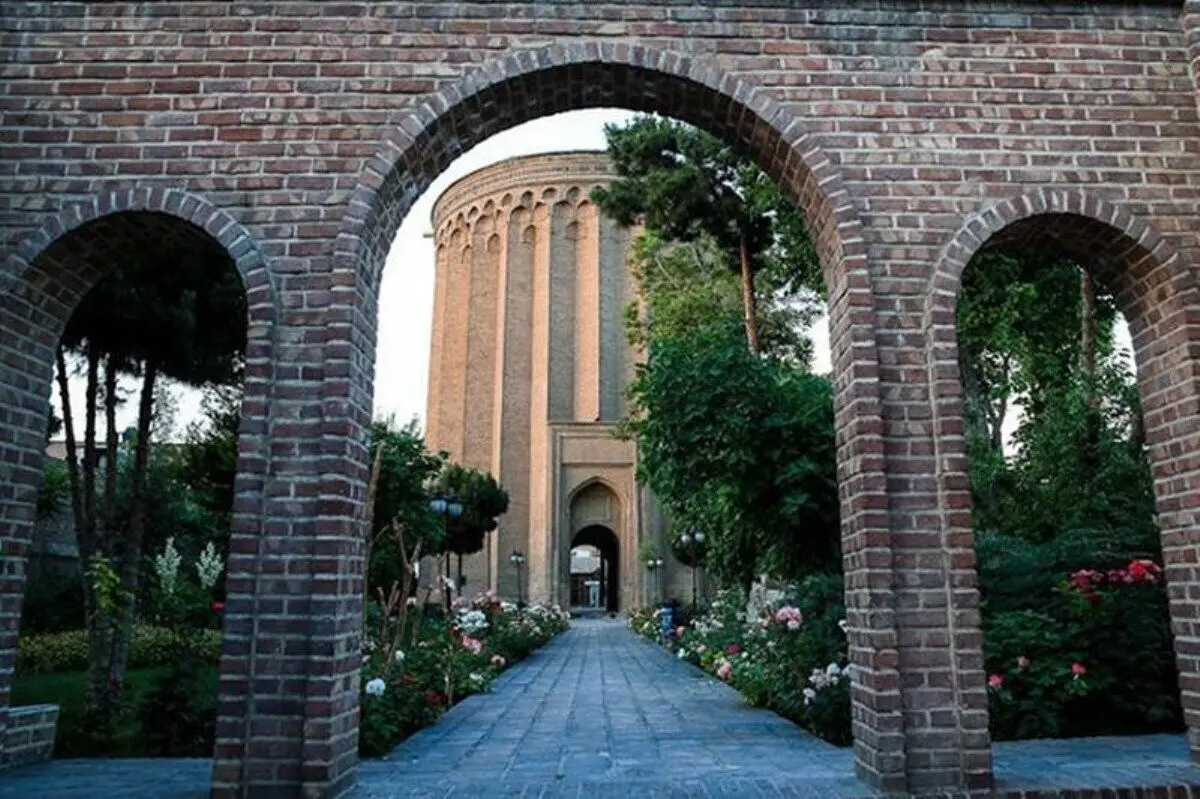 (ویدئو) ساعت خورشیدی ۹۰۰ ساله در ایران