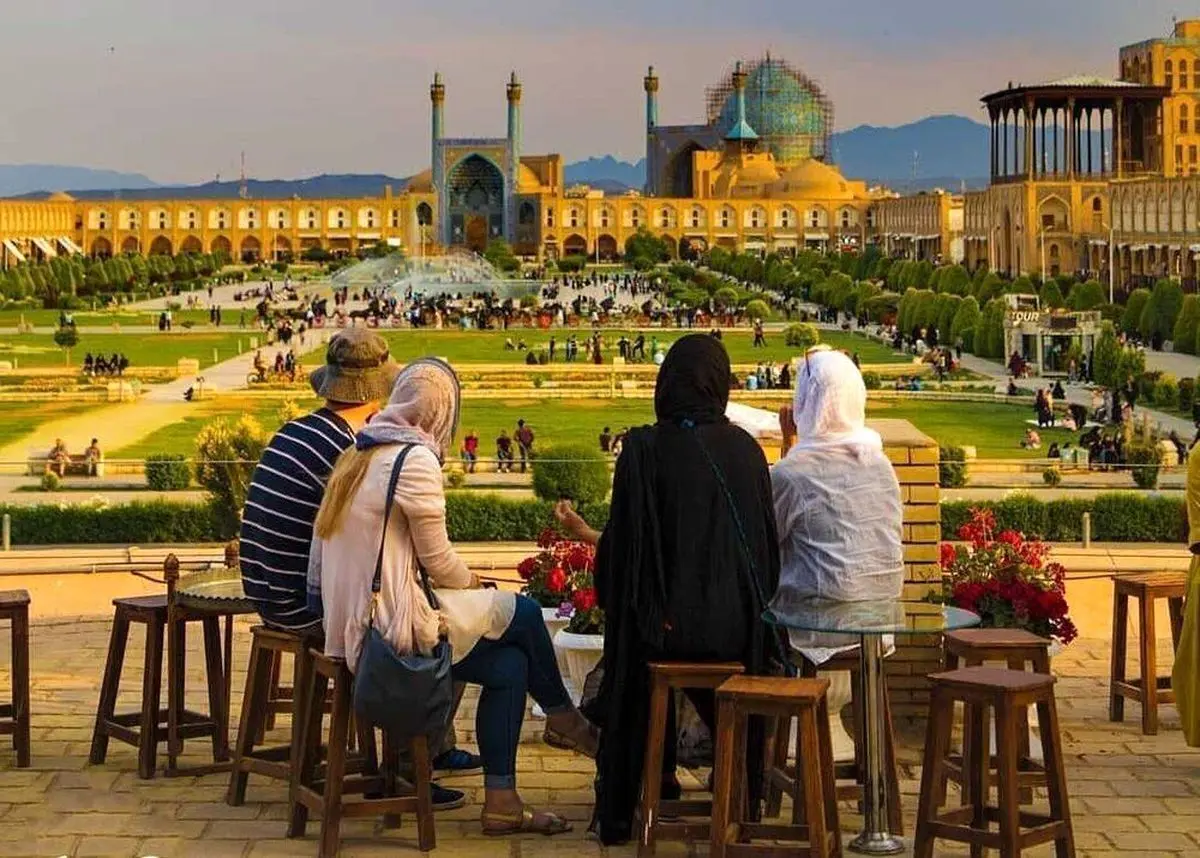 سقوط چشمگیر ورود گردشگران بین‌المللی به ایران