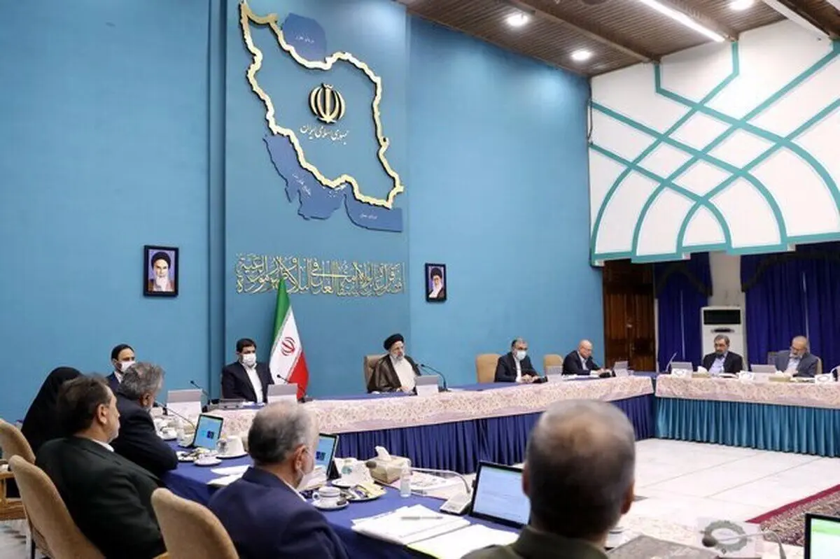 انتقاد‌های روزنامه رسالت از دولت: با آماربازی‌ دل‌خوش نشویم