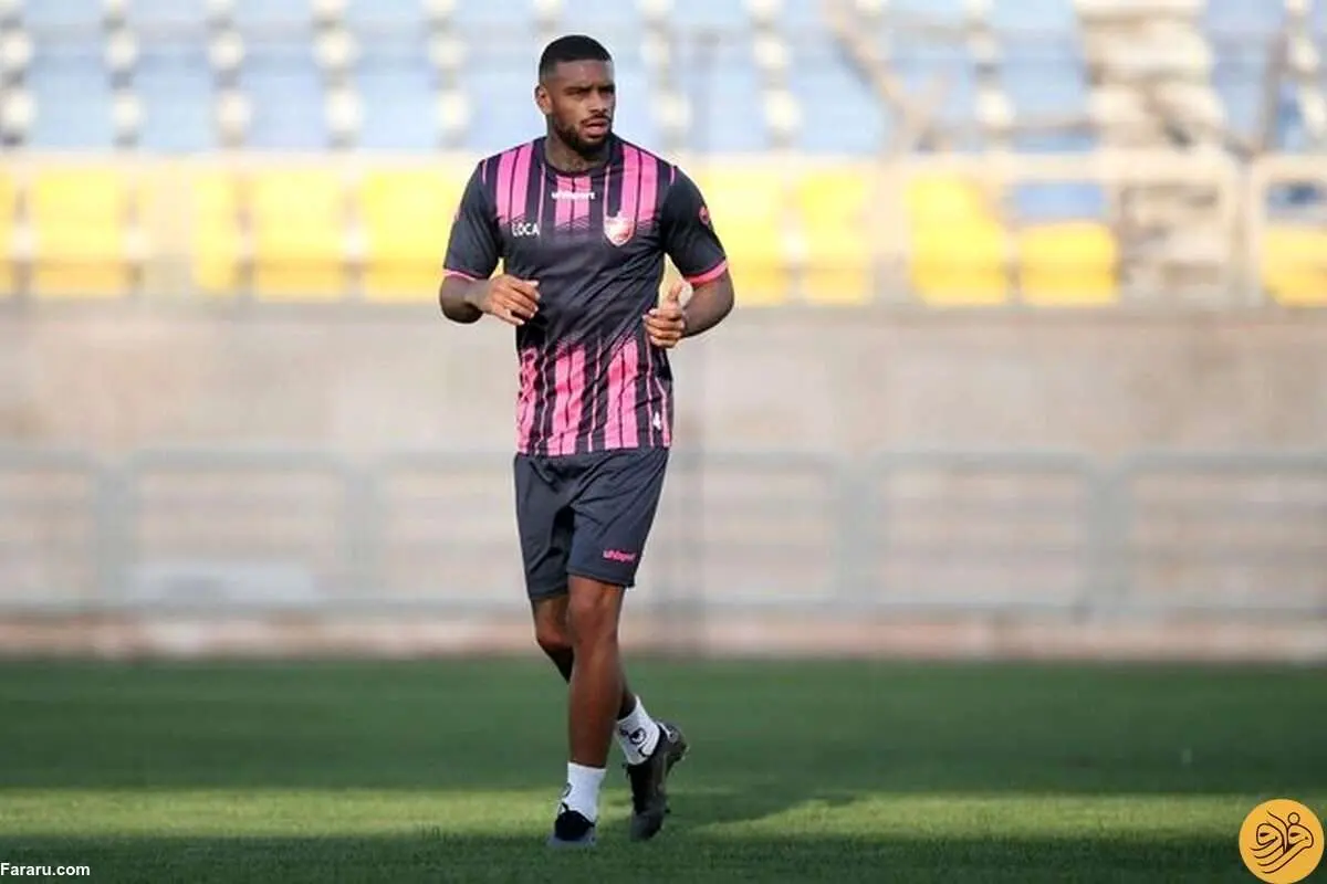 شوک بزرگ به باشگاه پرسپولیس؛ لوکادیا از ایران رفت