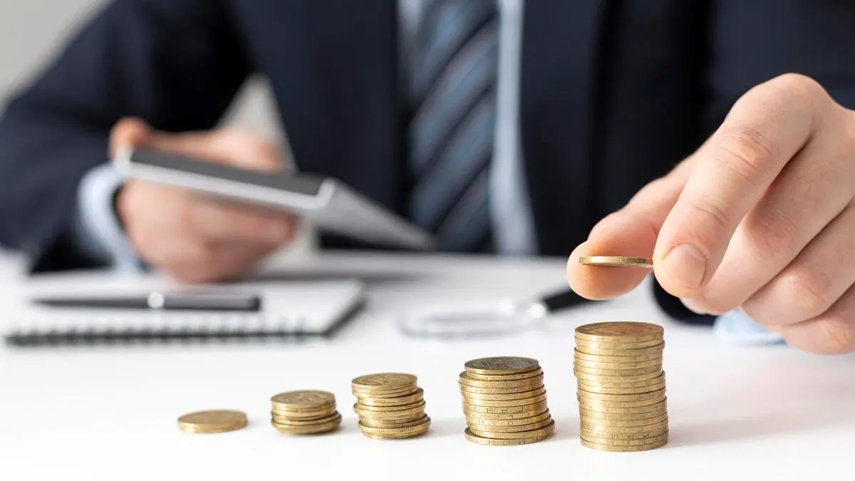 پیش‌بینی جدید از قیمت‌ها؛ طلا و سکه بخریم یا همچنان منتظر بمانیم؟