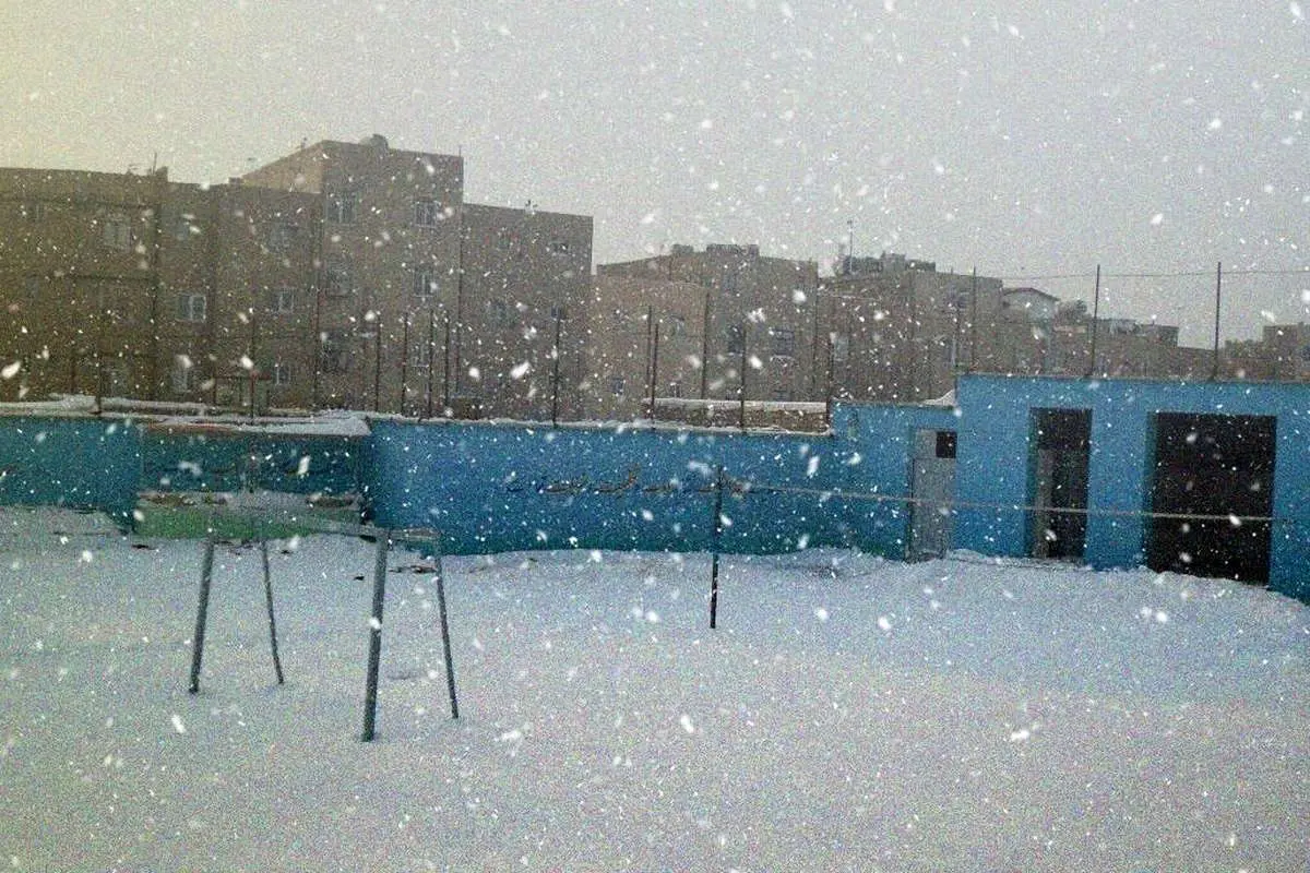 مدارس فیروزکوه فردا تعطیل است