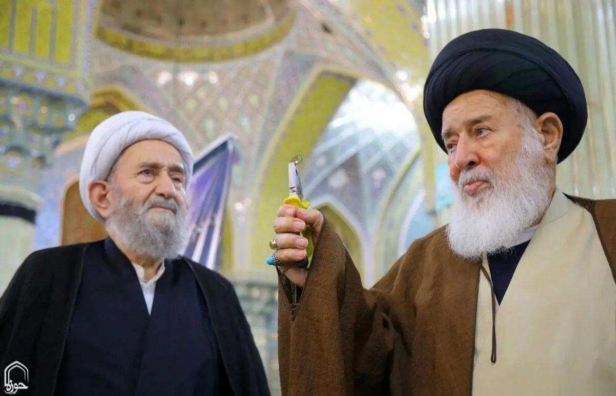 (تصاویر) مراسم شکستن مهر آیت الله روحانی
