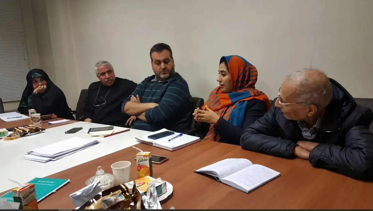 جنبش اخیر فراتر از شکاف نسلی «ایکس» و «زد» است