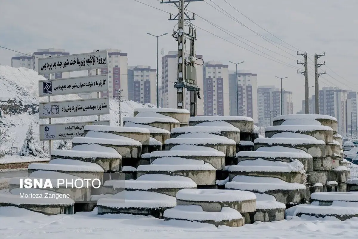 (تصاویر) بارش برف زمستانی در شهر پردیس