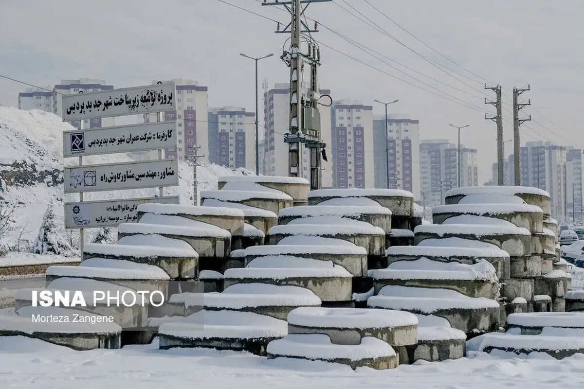 (تصاویر) بارش برف زمستانی در شهر پردیس