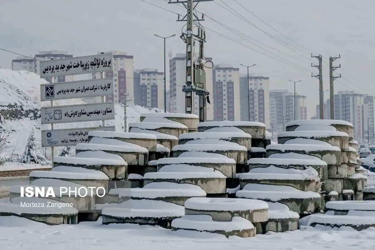 (تصاویر) بارش برف زمستانی در شهر پردیس