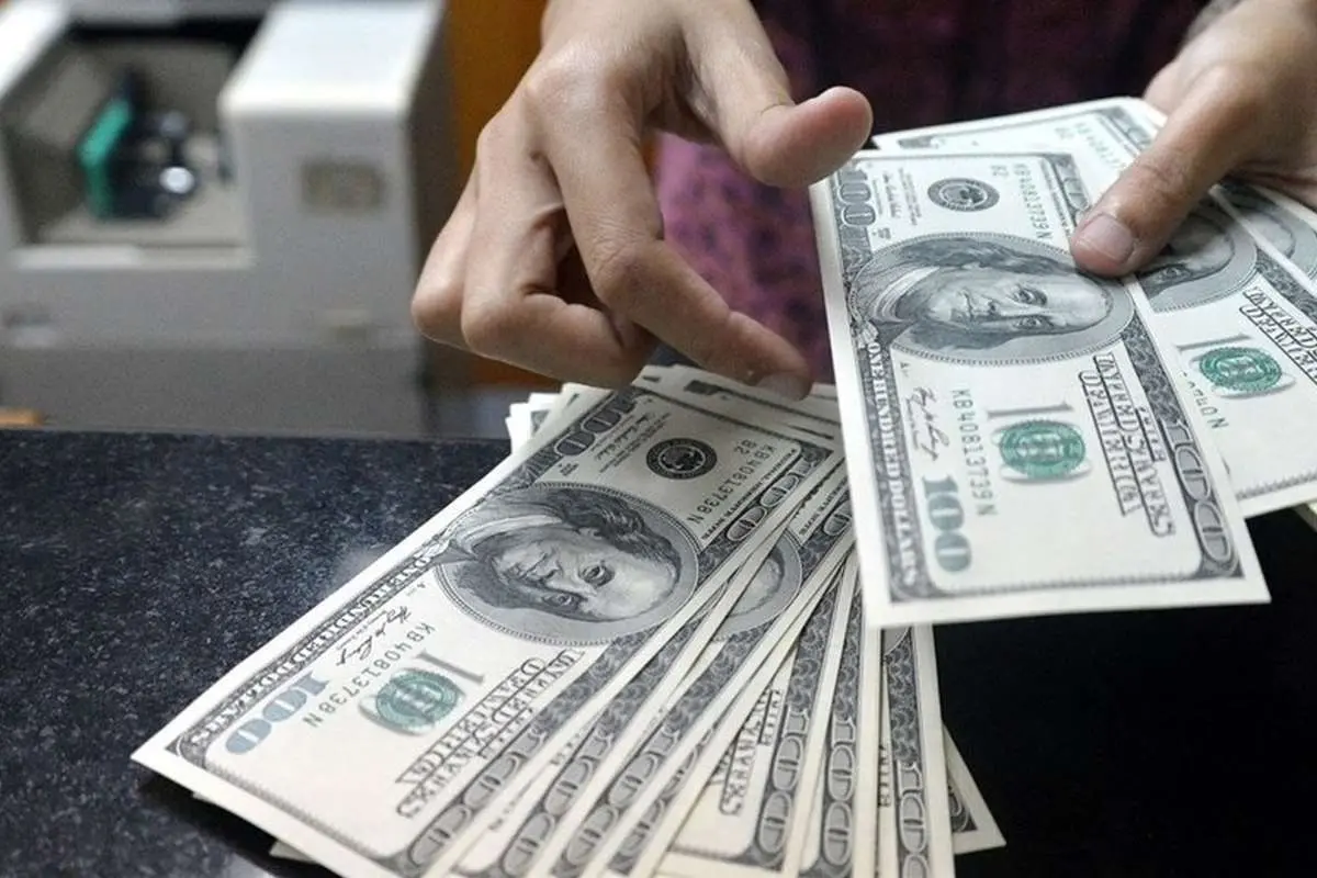 نرخ ارز، دلار، سکه، طلا و یورو دوشنبه پنجم دی ۱۴۰۱