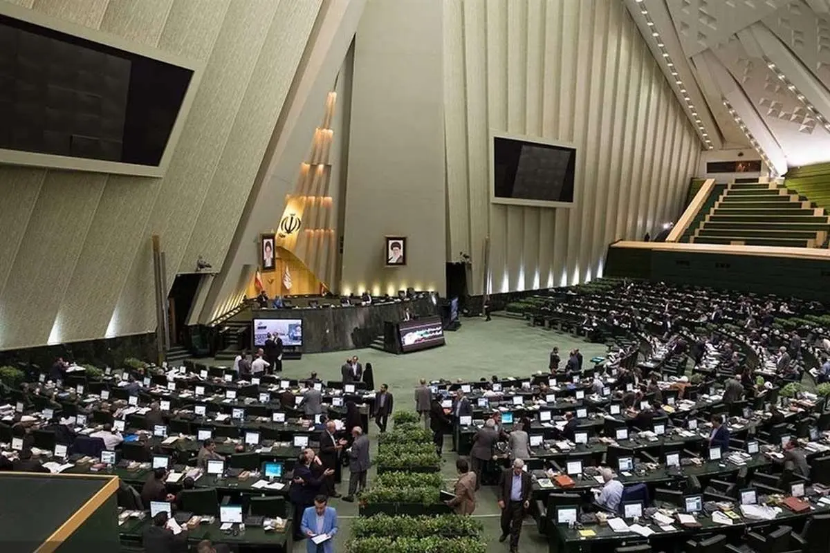 ذرهبین مجلس بر فضای مجازی