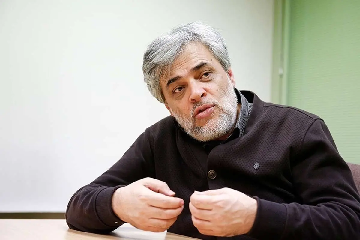 مهاجری: حرفهای رئیسی برای راضی کردن گروههای تندرو است
