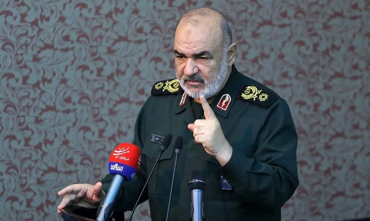 فرمانده کل سپاه: دشمنان، شکست خوردند و عصبی هستند