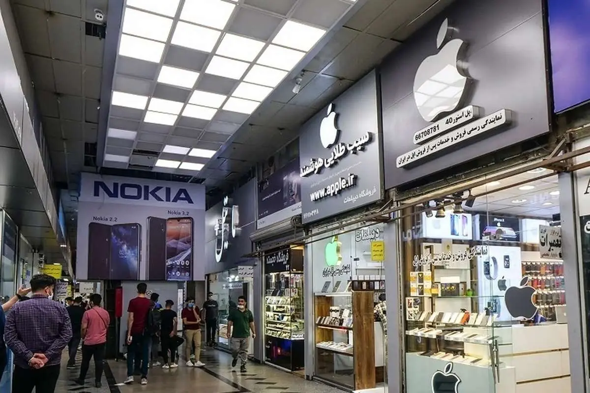 قیمت دلار، بازار موبایل علاالدین را تعطیل کرد!