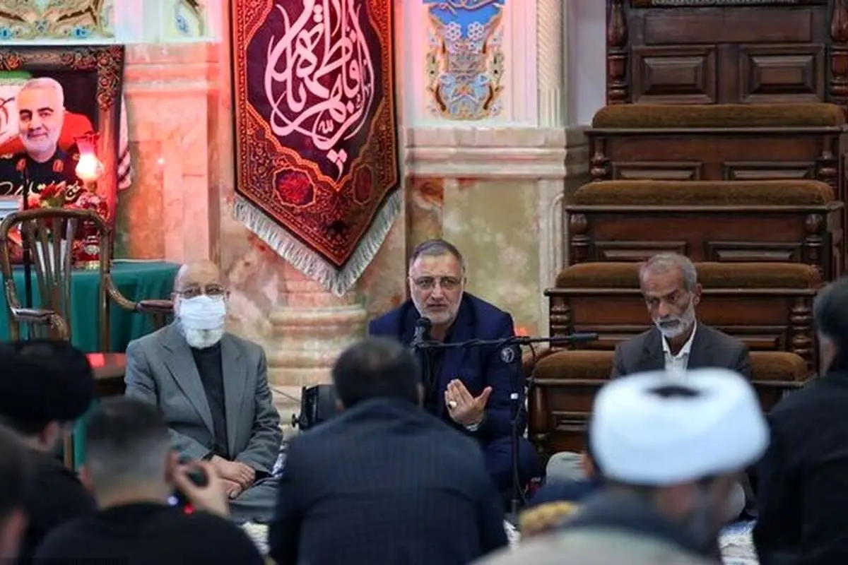 حضور زاکانی درمنزل شخصی حاج قاسم برای برگزاری مراسم سالگرد