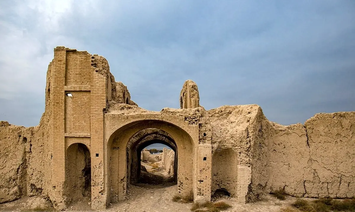 (تصاویر) قلعه خمارآباد