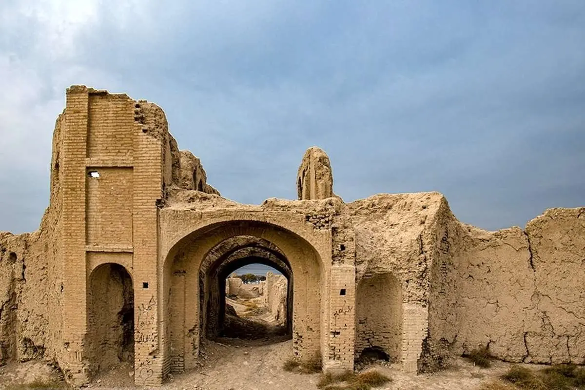 (تصاویر) قلعه خمارآباد