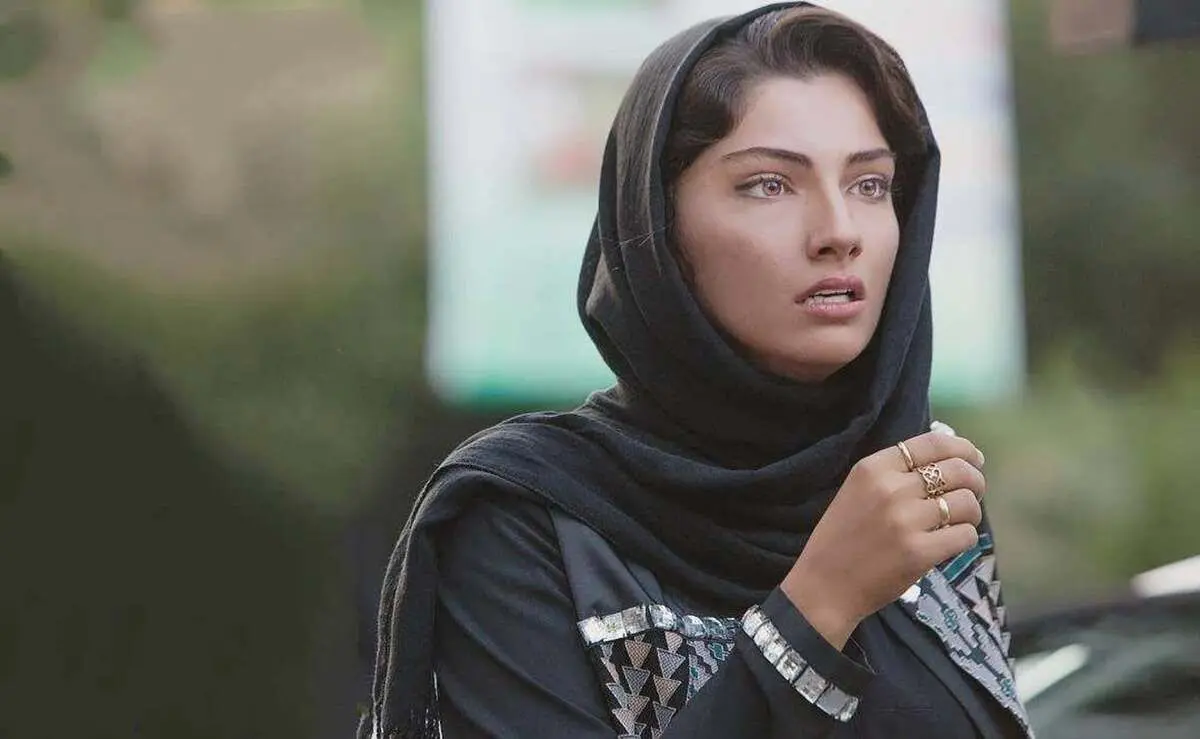 (ویدئو) شوخی عجیب با بازیگر خانم: من قبلا شمارو اندرزگو ندیدم؟