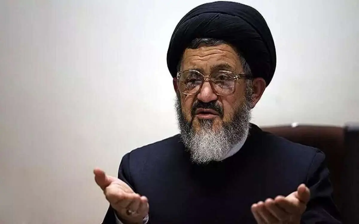 مردم میگویند مشکلات اصلی رها شده، فقط به روسری زنان گیر میدهند
