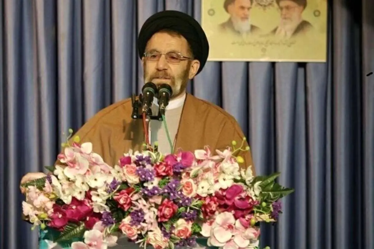 امام جمعه خرم آباد: همجنس‌گرایی و ازدواج با حیوانات در راه است!