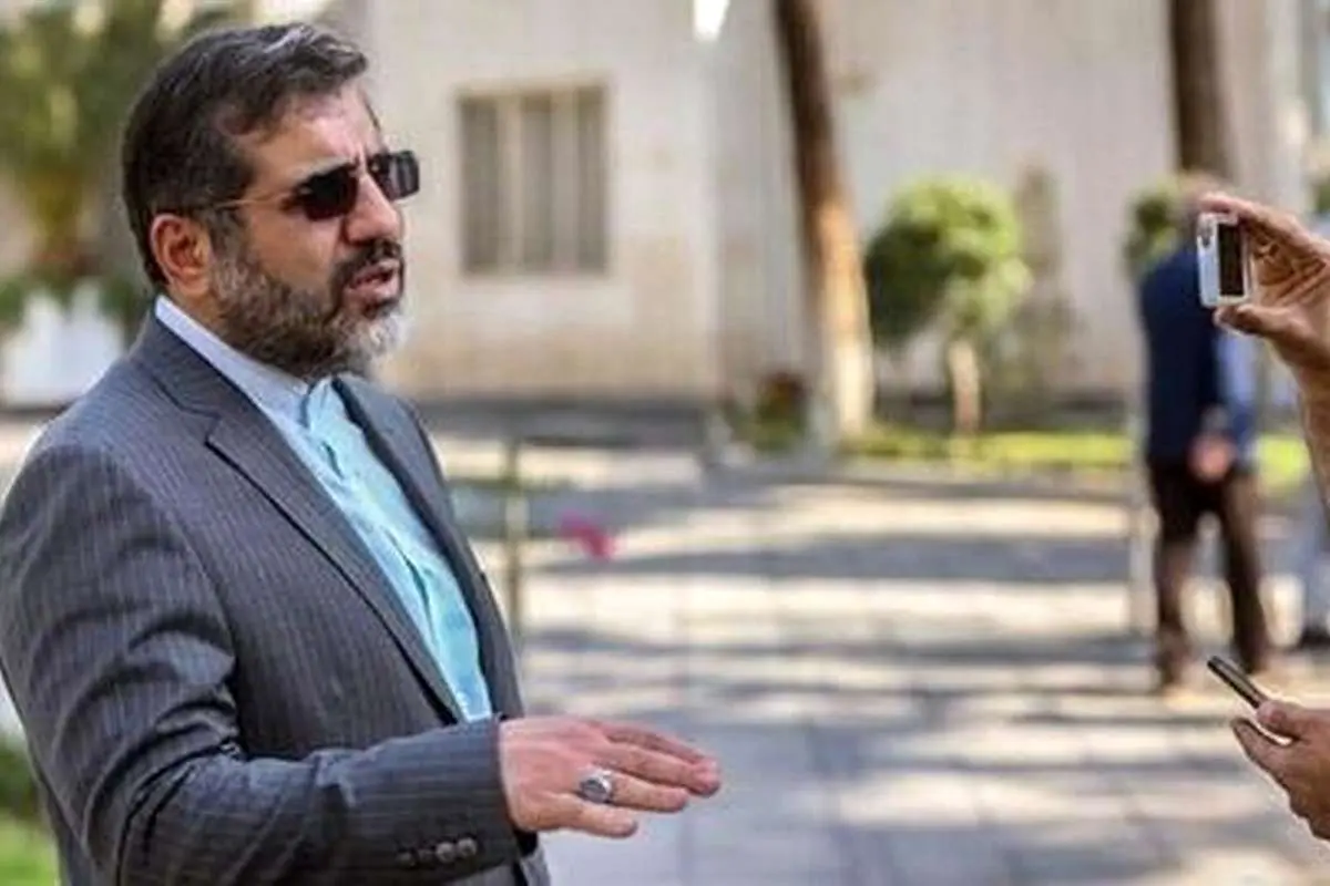 واکنش وزیر ارشاد به خروج حمید فرخنژاد از کشور